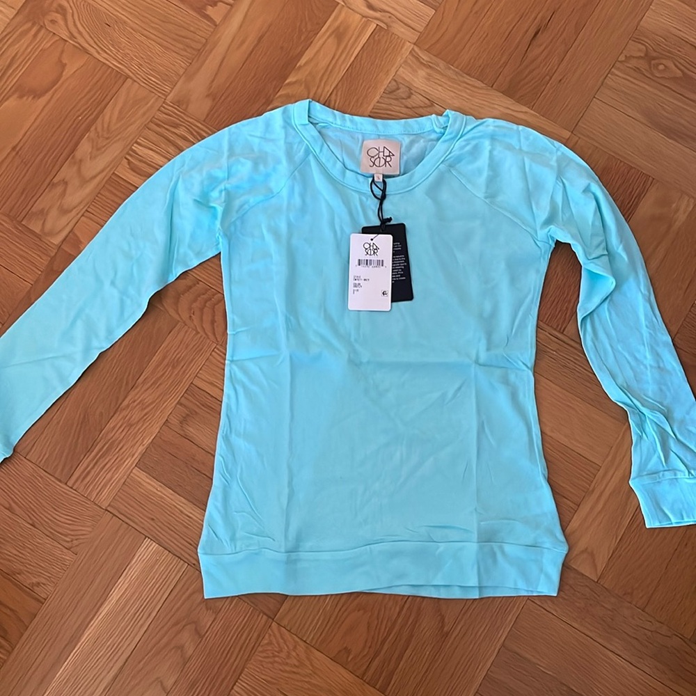 Chaser Long Sleeve Shirt Size Small NWT